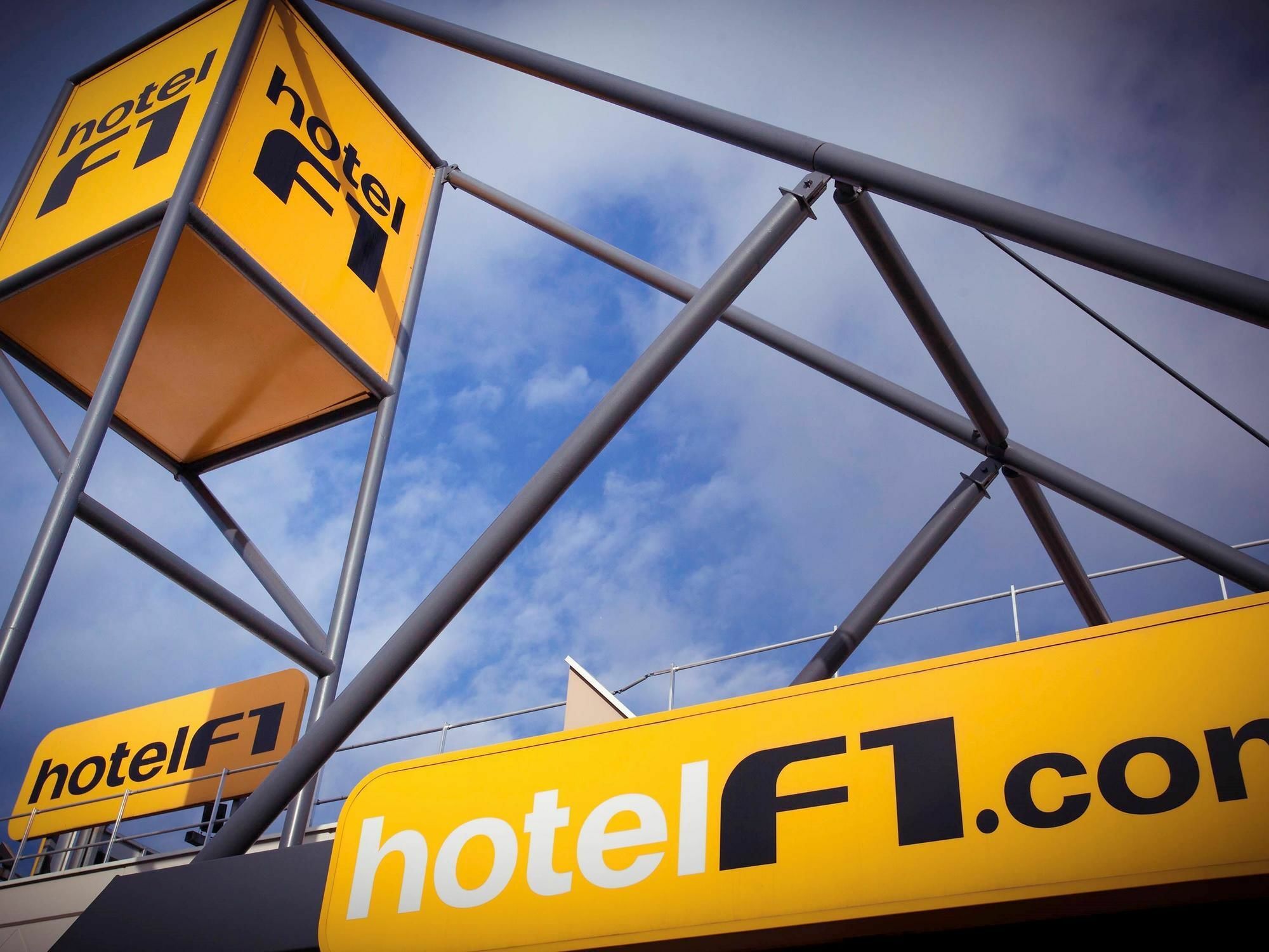Hotelf1 Saint Witz A1 Hotel מראה חיצוני תמונה